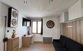 Studio Contemporain, A Deux Pas De La Mer A La Ciotat !
